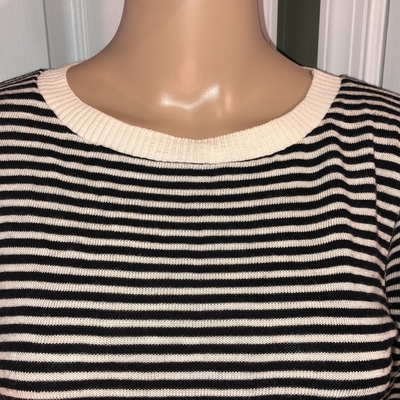 Truehitt Ivory/Black Sweater M - Picture 2 of 6